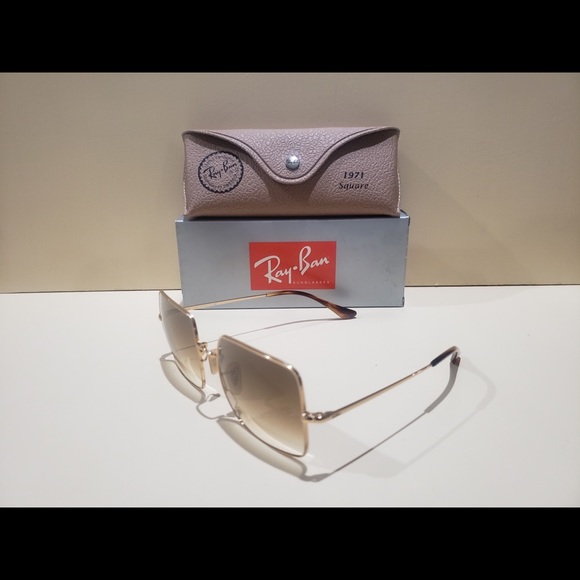 Ray Ban Square 1971 Sunglasses - Picture 4 of 8